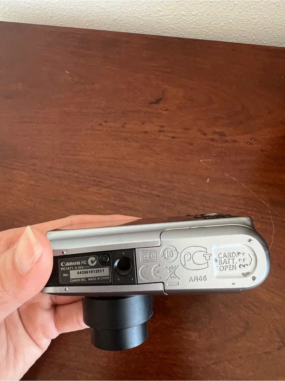 Canon PowerShot A490 Silver and Black Compact Camera